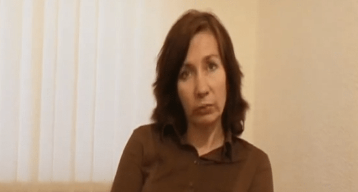 Наталья Эстемирова. Стоп-кадр видео "Кавказского узла" https://www.youtube.com/watch?v=ux_rhGKHGHQ&t=208s