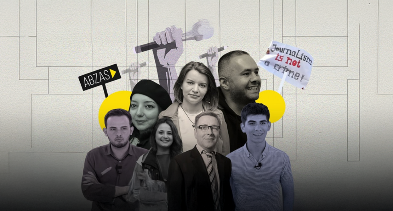 Журналисты интернет-издания Abzas Media. Фото: https://www.meydan.tv/ru/article/prokuror-potreboval-nakazaniya-dlya-zhurnalistov-arestovannyh-po-delu-abzasmedia/